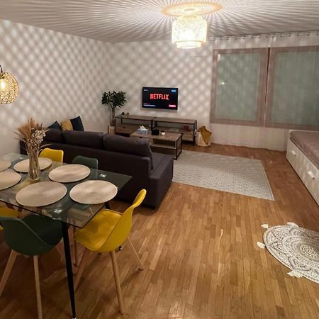 Paris-Montrouge Magnifique Appartement 3 Pieces De 75M2 Avec Parking - Tres Cosy Pour 1 - 8 Personnes Refait A Neuf -Entire Apartment Luxurious And Warm -Montrouge Paris 14Eme - Proche Aeroport Orly Parc Expositions Porte De Versailles Free Wifi Grat Esterno foto
