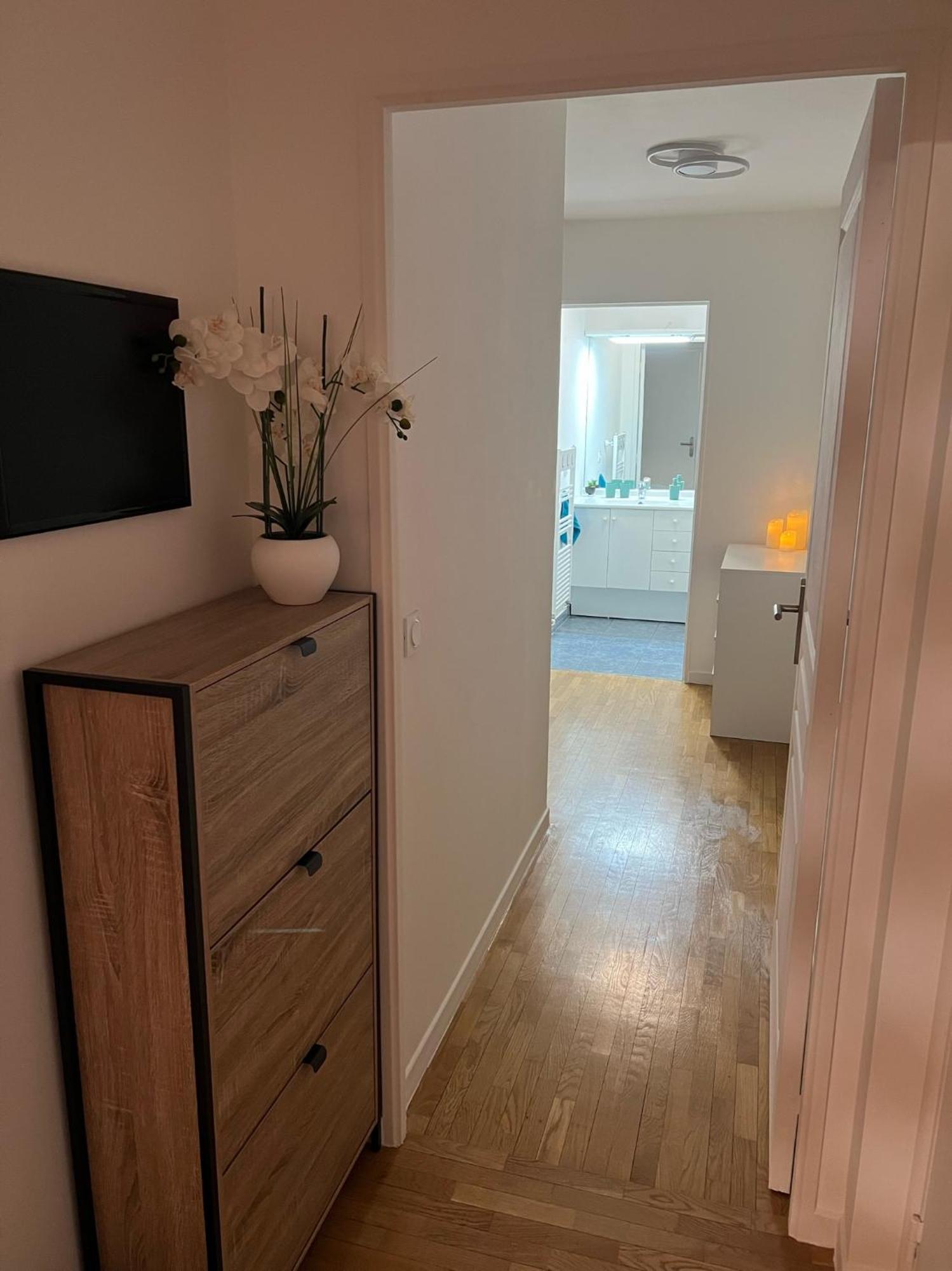 Paris-Montrouge Magnifique Appartement 3 Pieces De 75M2 Avec Parking - Tres Cosy Pour 1 - 8 Personnes Refait A Neuf -Entire Apartment Luxurious And Warm -Montrouge Paris 14Eme - Proche Aeroport Orly Parc Expositions Porte De Versailles Free Wifi Grat Esterno foto